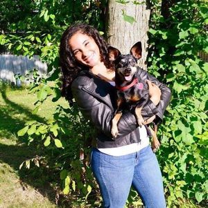 Meet your Posher, Ayla